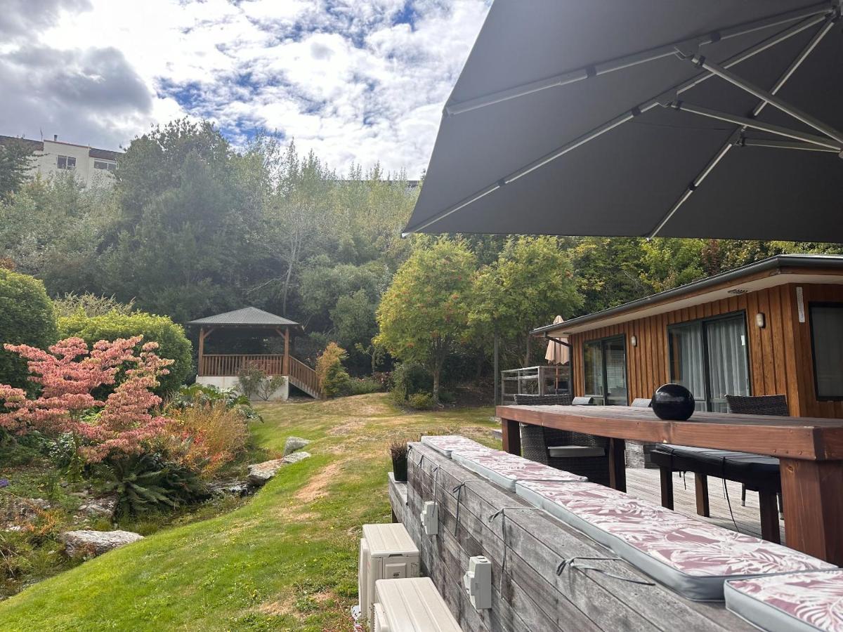 Wanaka Springs Lodge Екстериор снимка