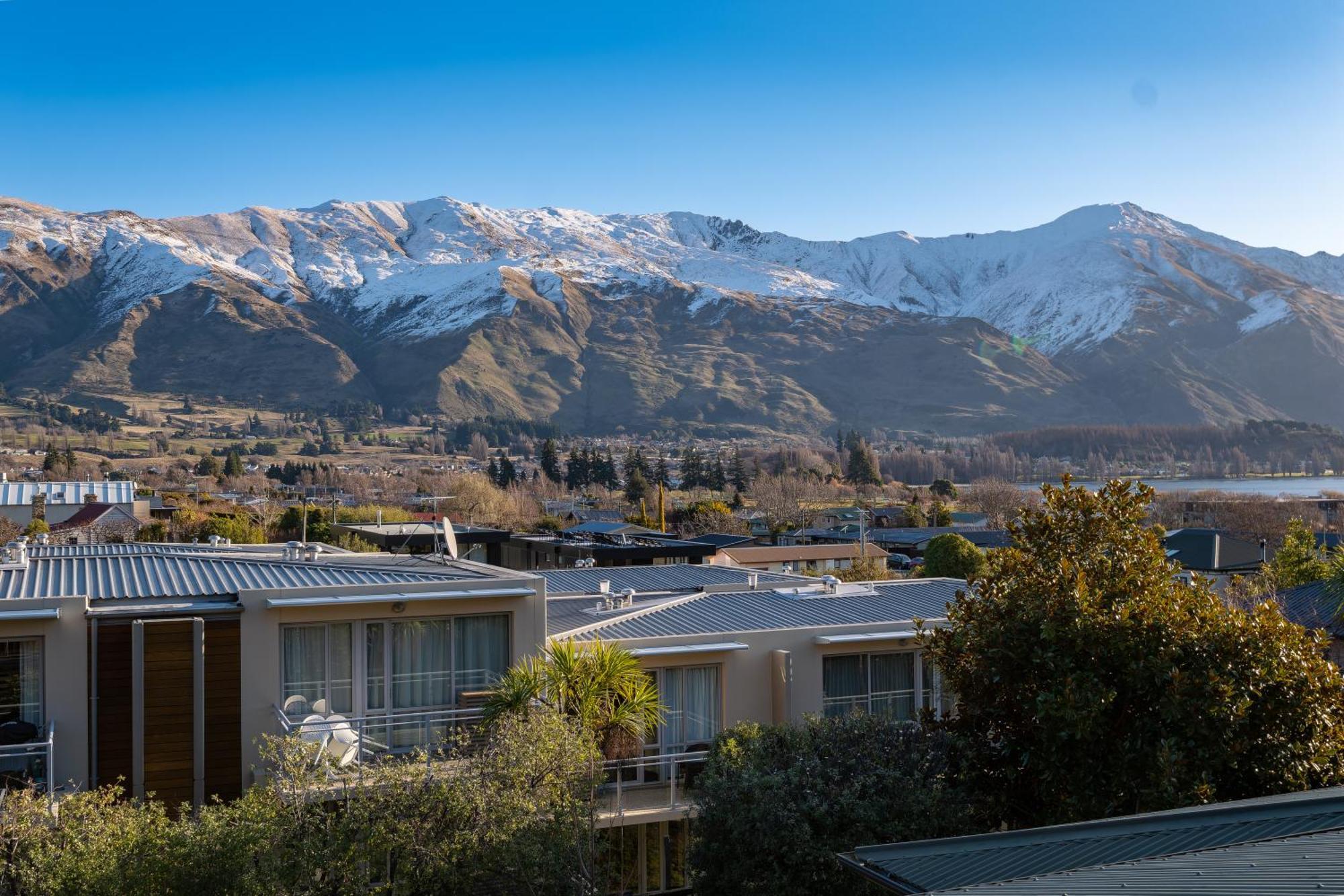 Wanaka Springs Lodge Екстериор снимка