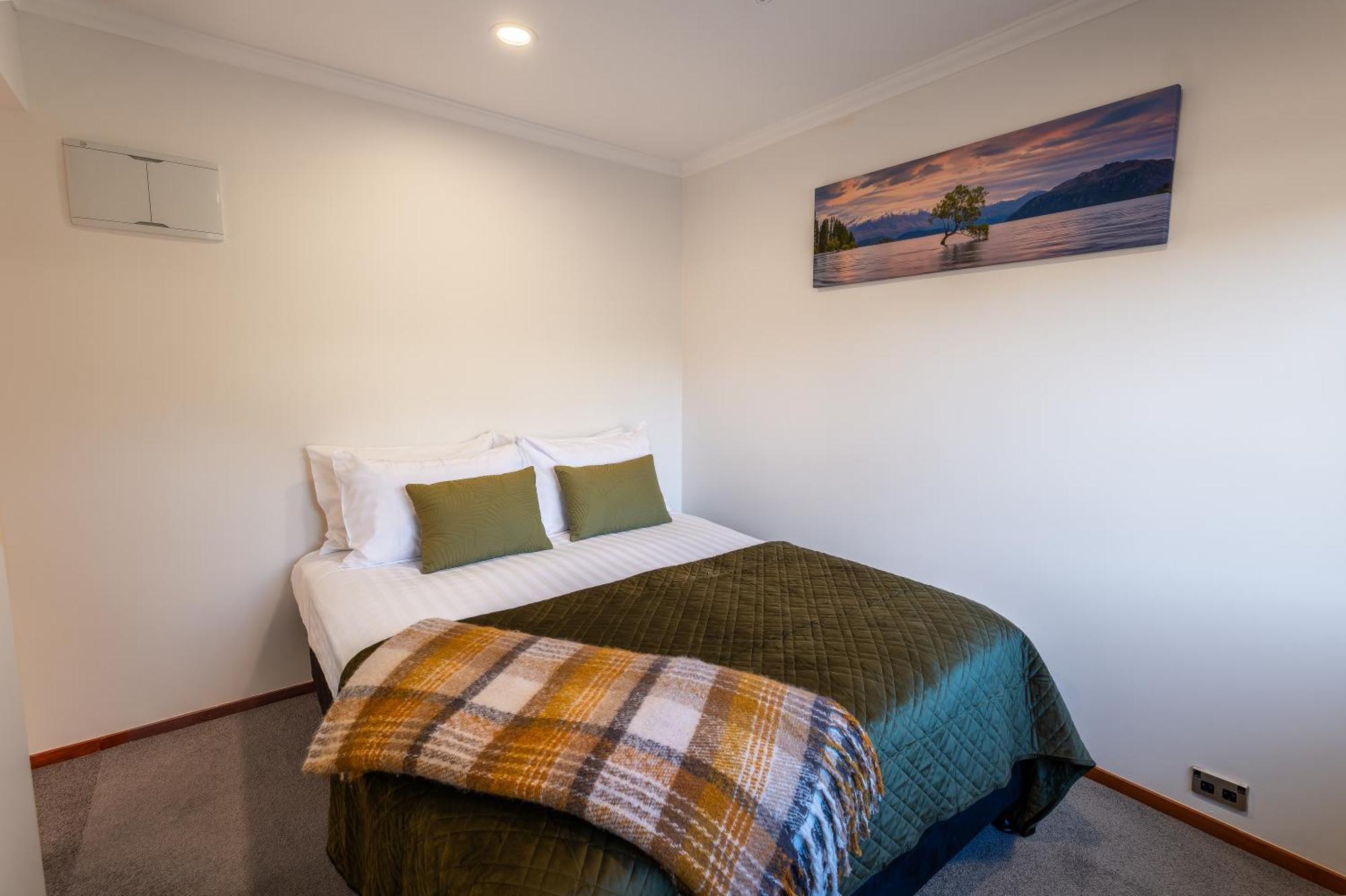 Wanaka Springs Lodge Екстериор снимка