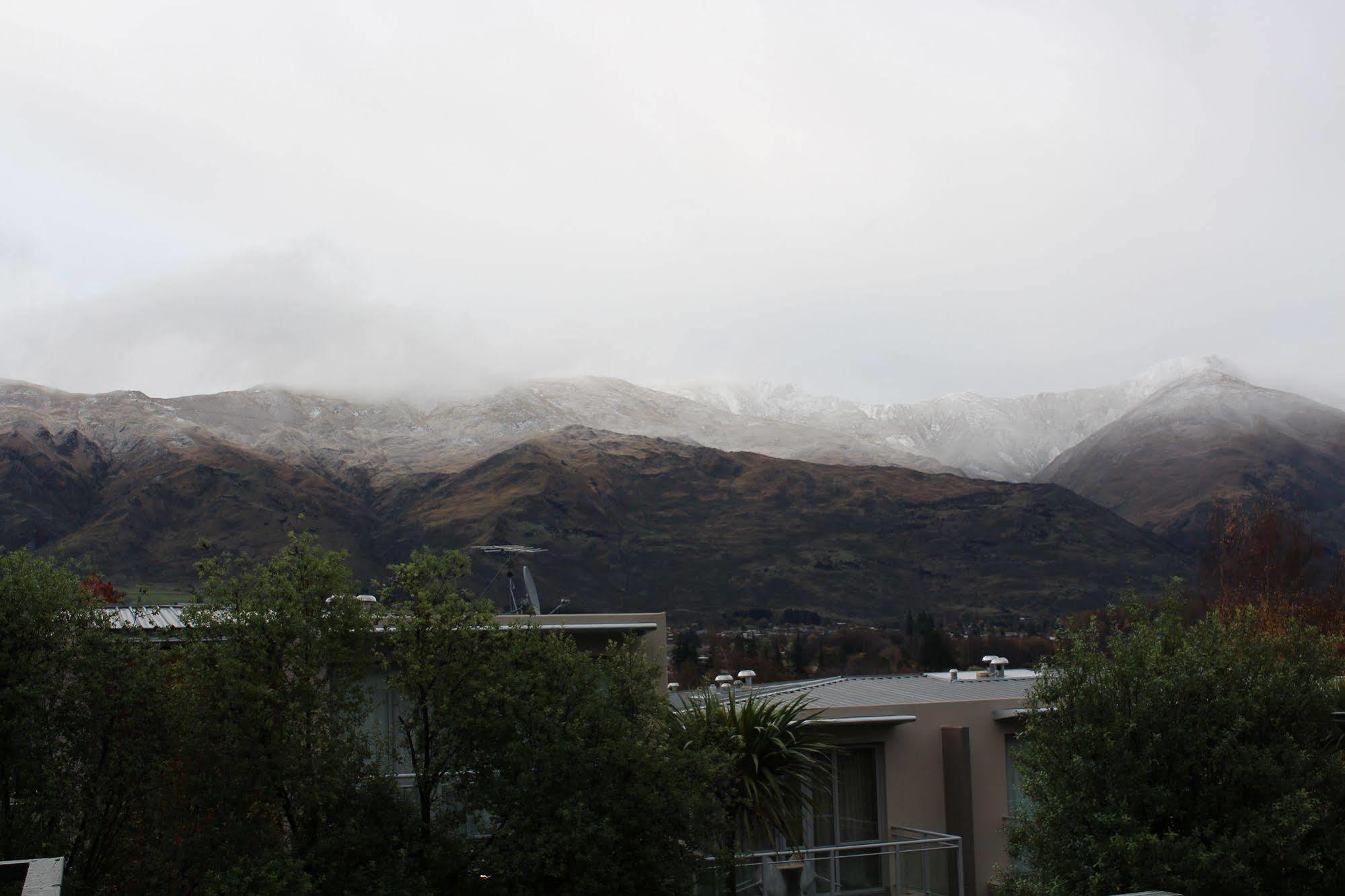 Wanaka Springs Lodge Екстериор снимка