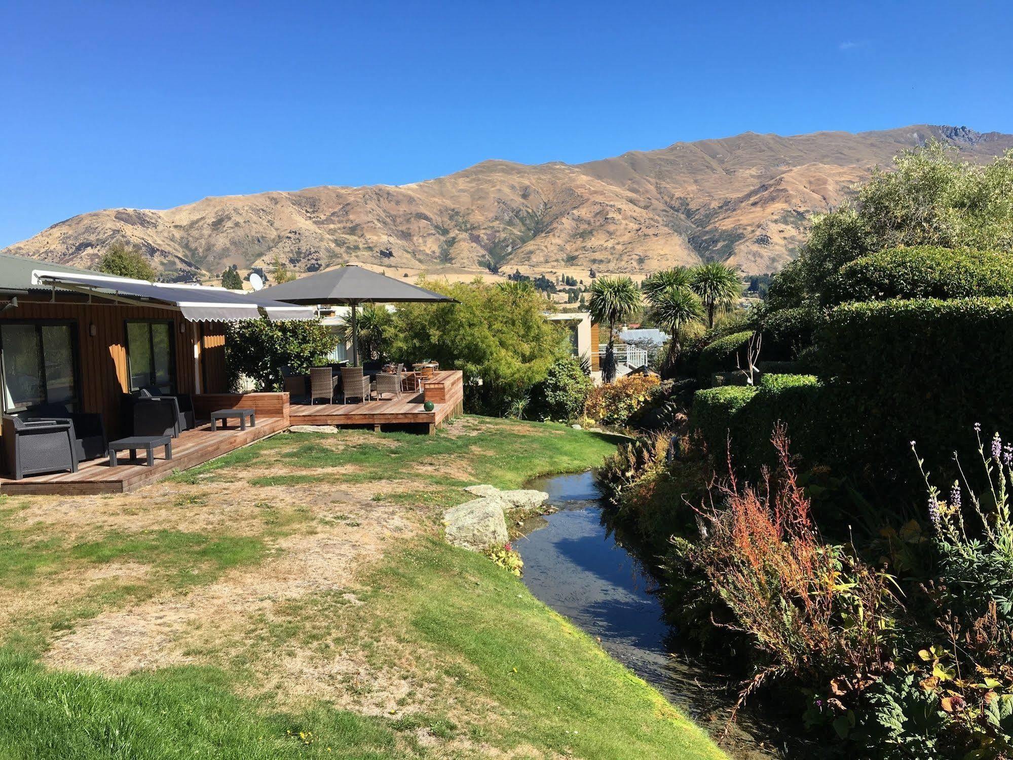 Wanaka Springs Lodge Екстериор снимка